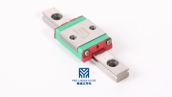 滚珠丝杆